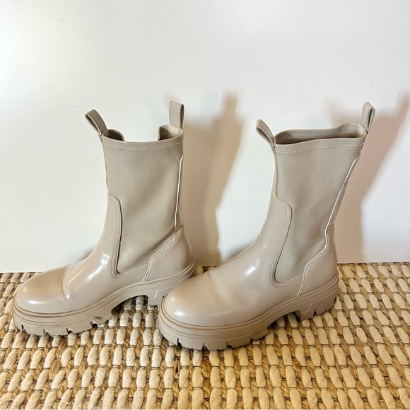 H&M Taupe Calf Length Boots Pull On - Picture 2 of 7